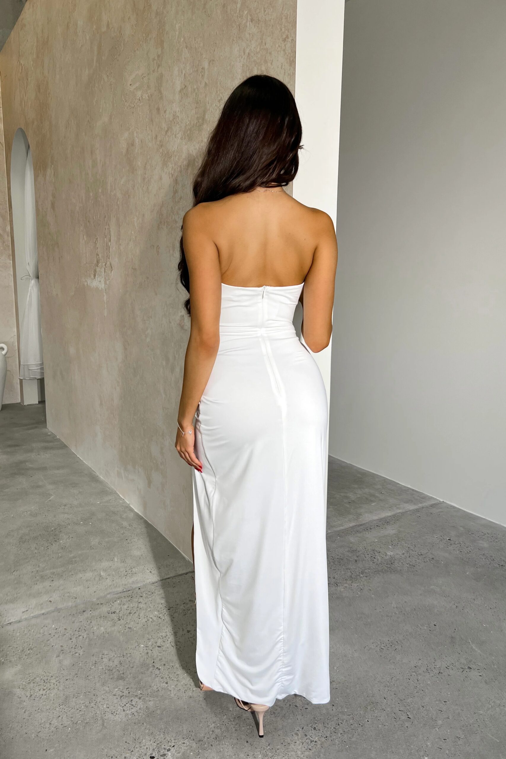 Elegant White Maxi Two-Piece Dress - Image 5